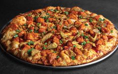 Round Table Pizza Large Nashville Hot Chicken Pizza